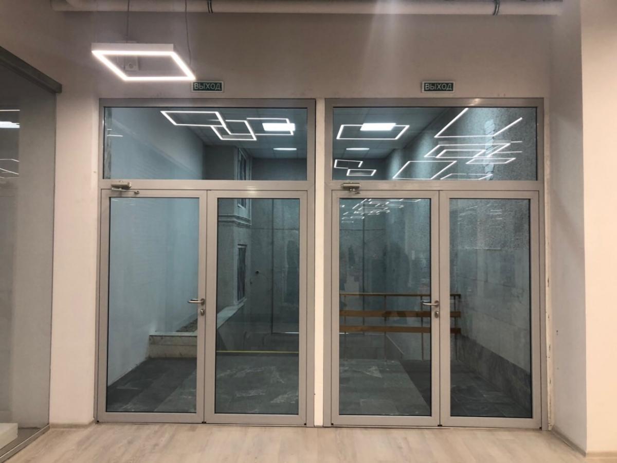 Алюминиевая дверь 900×2200 мм. GFTD37205 Алюминиевая дверь 900×2200 мм. GFTD37205